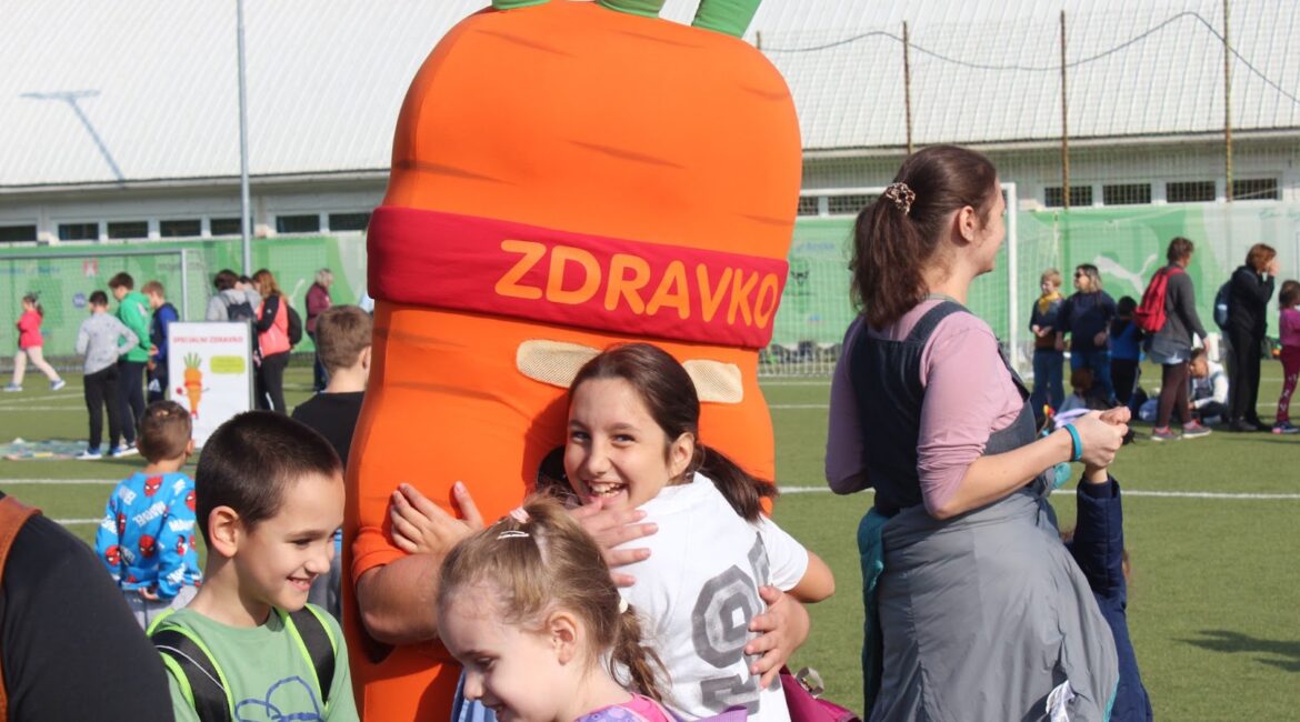 Hug with Zdravko - SportWay event in Ljubljana 2024